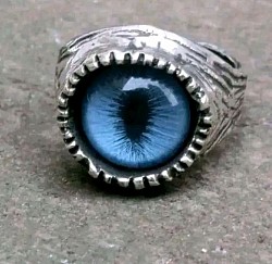 Traditional doctors who can see at (+27) 734-980-900